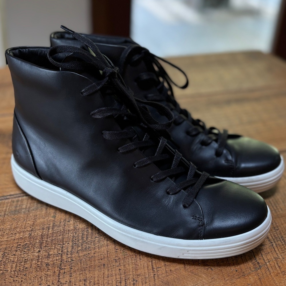 ECCO Mens Black Leather Soft 7 High Top Athletic Sneaker White Soles Size 42 EU